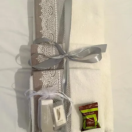 فيلة La Delle Rose *